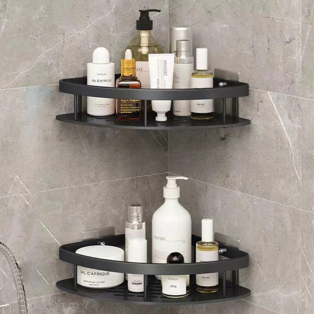 Stilfuld Buet Brusekurv – Pladsbesparende Badeværelsesorganizer med Moderne Design Bath Organizers Tech Butik Sort 2 Lag