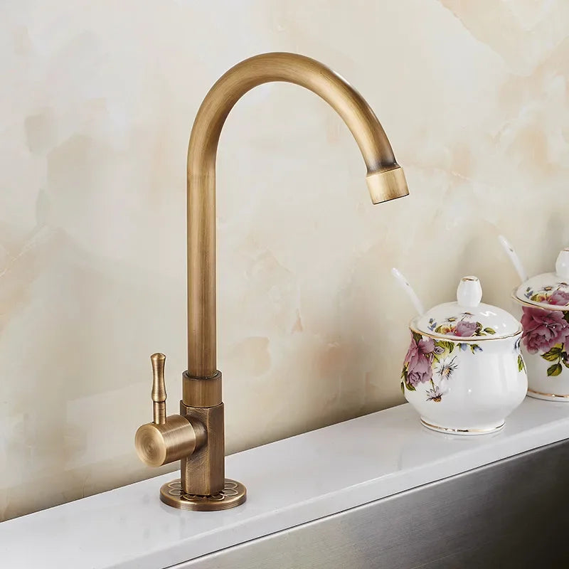 Antik Messing Køkkenarmatur Med Elegant Svanehals Design Vandhane Tech Butik