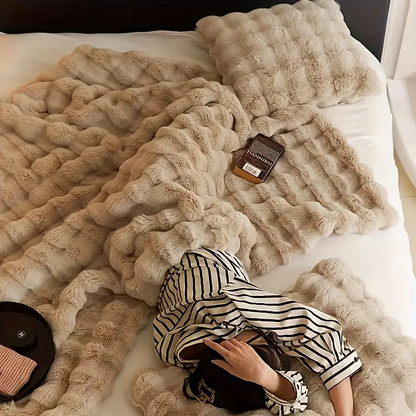 Luksuriøst Faux Kaninpels Tæppe – Blødhed og Elegance i Ét Tæpper Tech Butik