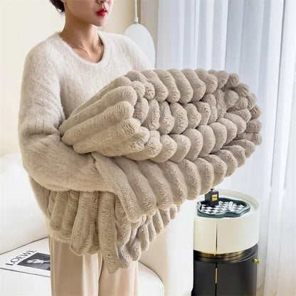 Bred Flanel Fleece Tæppe med Stribet Mønster – Hyggeligt til Stue og Soveværelse Sengetøj Tech Butik Khaki 100x150cm