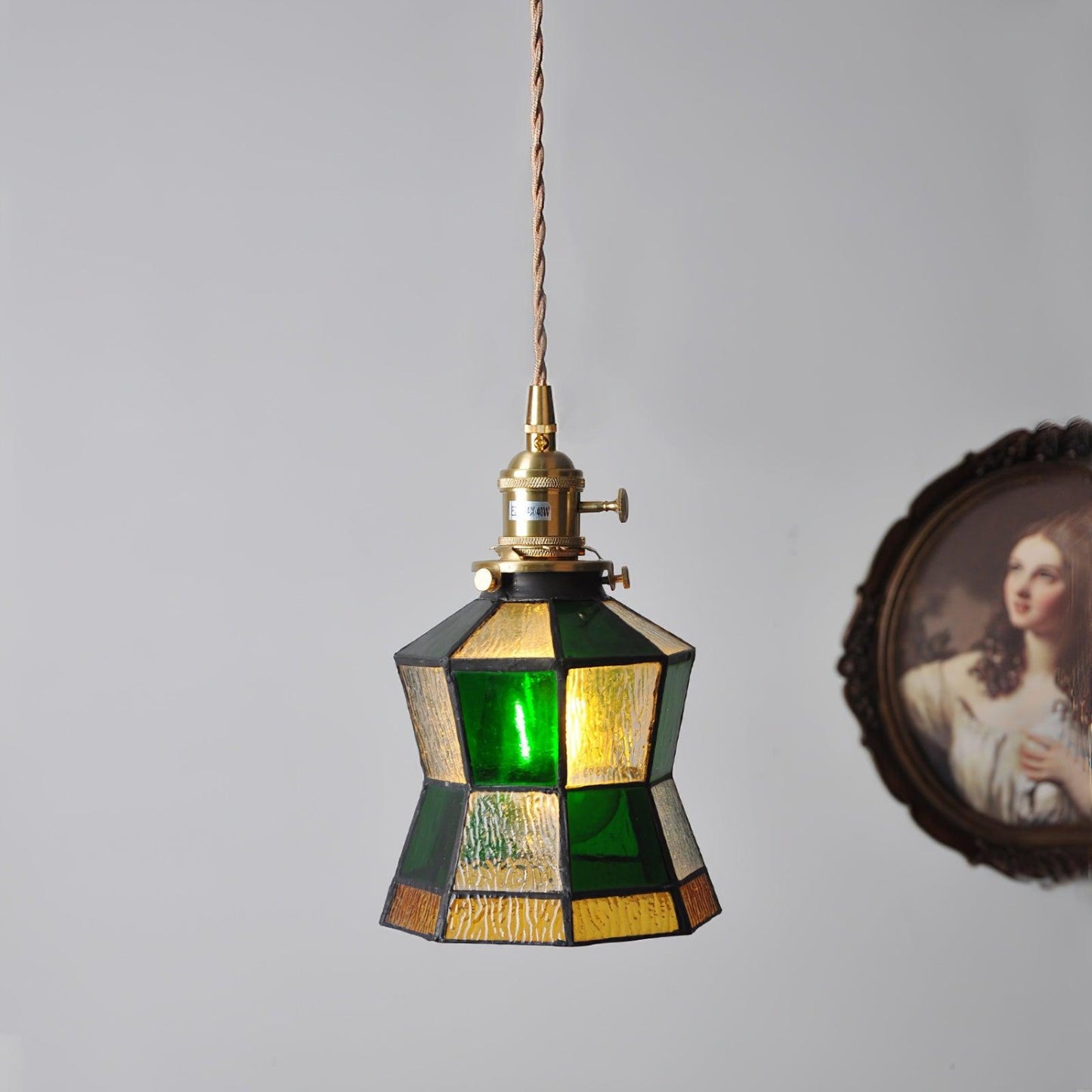 Chic Retro Hængelampe med Kunstnerisk Metal- og Glasdesign Hængelamper Tech Butik
