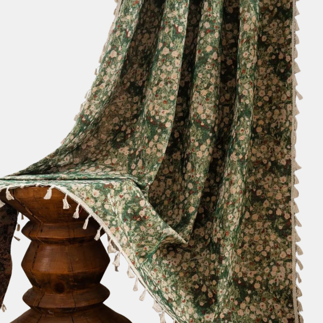Ditsy Blomster Gardin med Frynser | Vintage Elegance med Boheme-Charme Gardinstænger og tilbehør Tech Butik Emerald Bloom 59"x63" Stang lomme