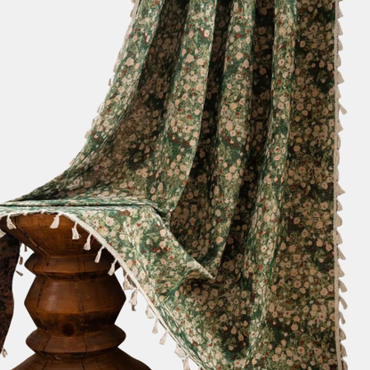 Ditsy Blomster Gardin med Frynser | Vintage Elegance med Boheme-Charme Gardinstænger og tilbehør Tech Butik Emerald Bloom 59"x63" Stang lomme