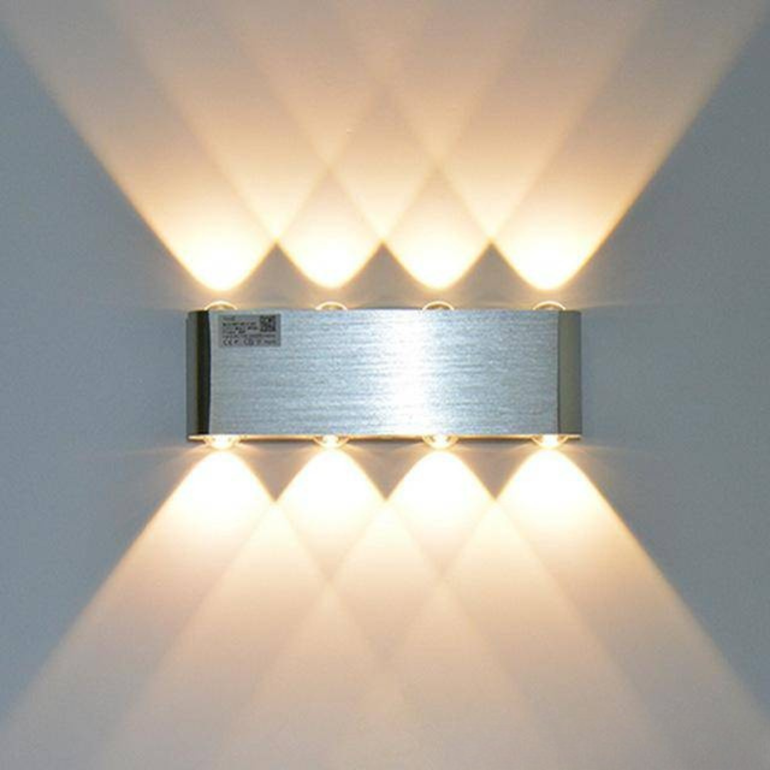 Krom LED Væglampe – Moderne Design med Farverig Stemning Væglamper Tech Butik Kold