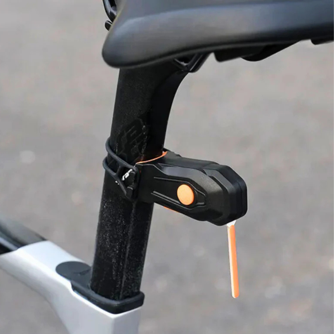 LED Baglygte til Cykel – USB-C Opladelig- Moderne Stue Belysning Belysning Tech Butik Grøn