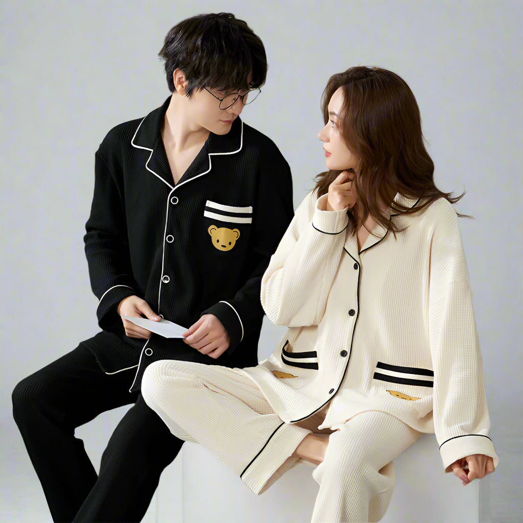 Matchende Pyjamasæt i Vaffelstrik – Blødt, Varmt og Komfortabelt Couple Sleepwear Tech Butik