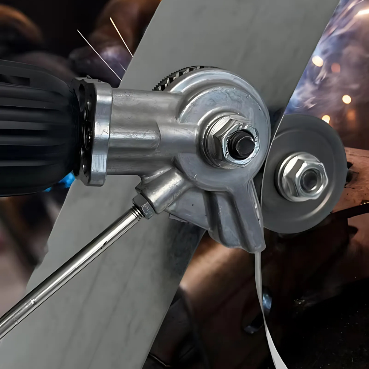 Effektiv Blechschneider-Aufsatz Til Boremaskine - Præcise Metal Snit Metalskæring Tech Butik