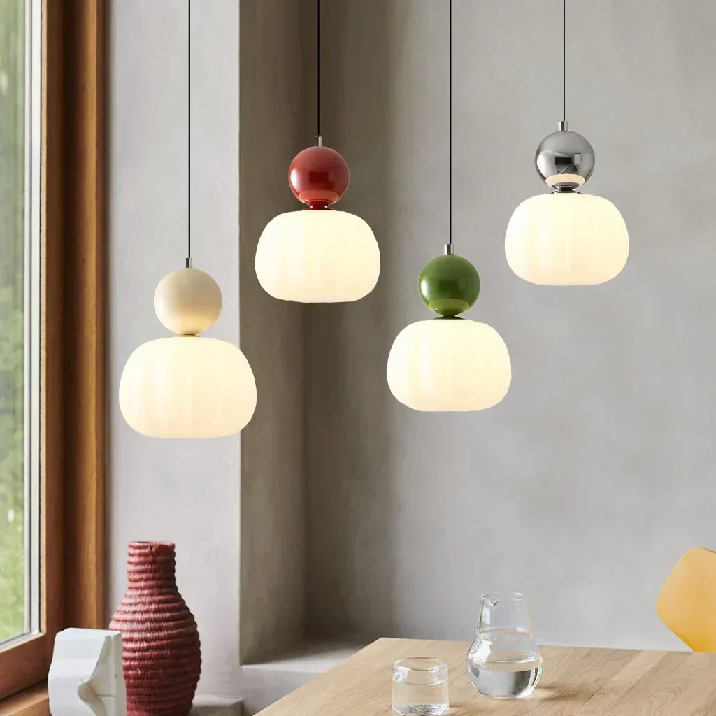 Elegant Art Deco Hanglamp Med Raffineret Design I Crème, Krom, Grøn, Rød Pendellampe Tech Butik