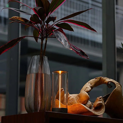 Elegant Bordlampe Med Blødt Lys Til Indendørs Brug Glowline Tech Butik