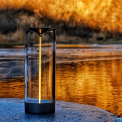 Elegant Bordlampe Med Blødt Lys Til Indendørs Brug Glowline Tech Butik