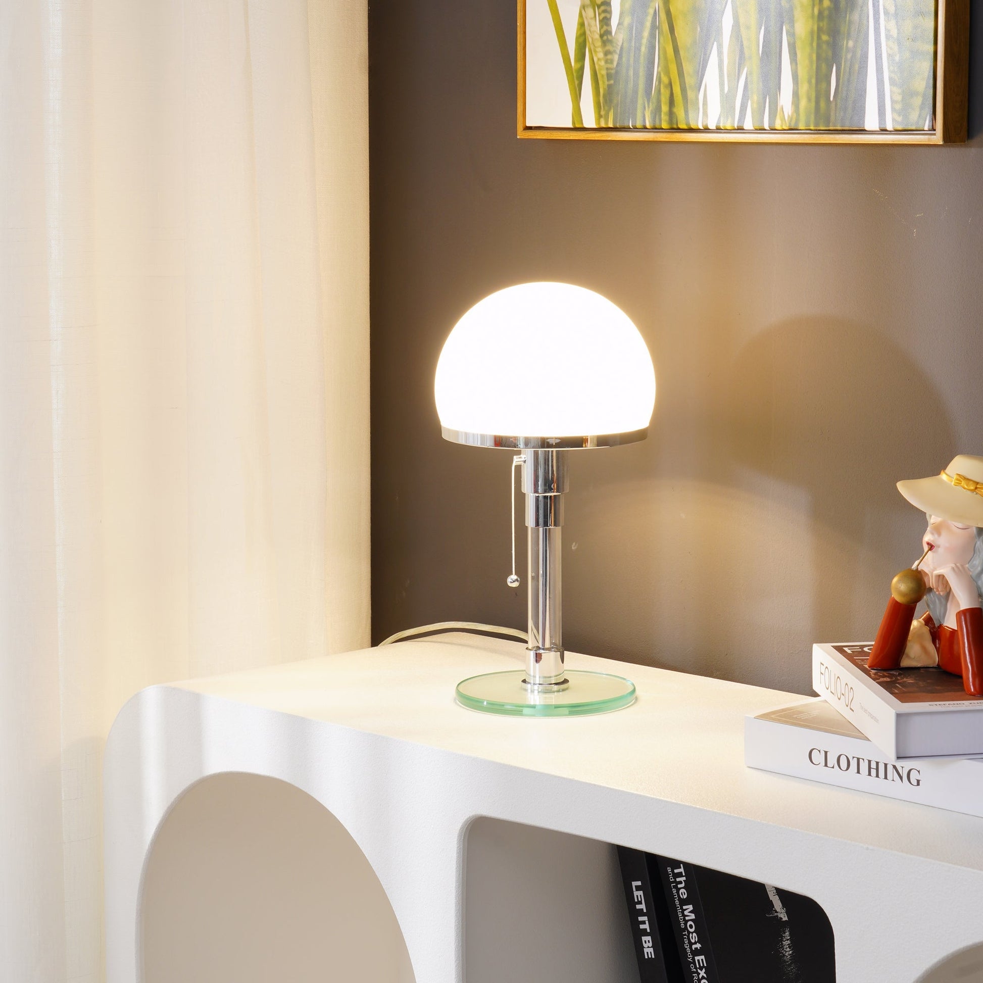 Elegant Bordlampe med Opalglas Skærm og Grøn Base Bordlampe Tech Butik