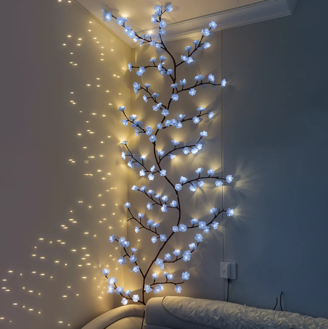 Kirsebærblomster Væglys med USB Strøm – Fortryllende LED Dekoration til Hygge og Elegance Væglamper Tech Butik Iced Blossom