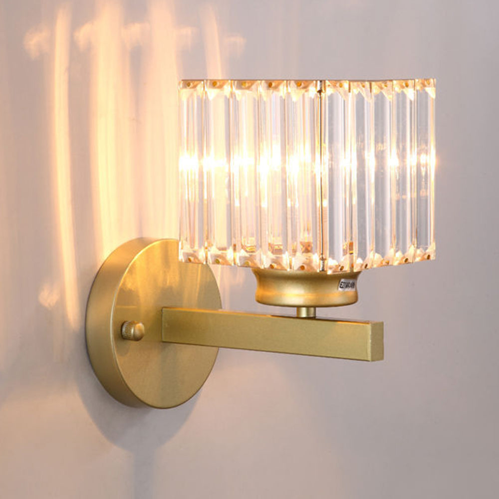 Elegant Krystal Væglys i Jern – Moderne Belysning til Stue og Gang Belysning Tech Butik Guld Firkantet D15*H24cm