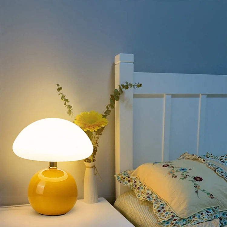 Creme Svampelampe – Elegant Justerbar LED Bordlampe Belysning Tech Butik