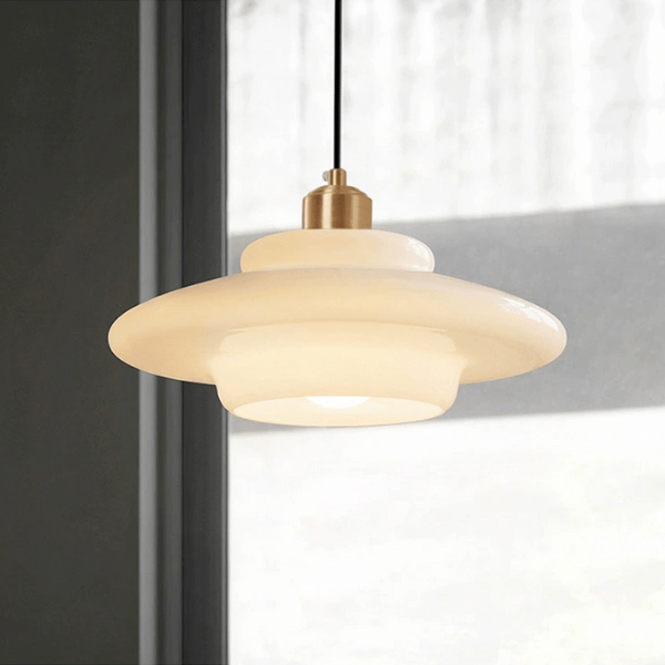 Elegant Hvid Glas Pendellampe Justerbar Højde Belysning Tech Butik C