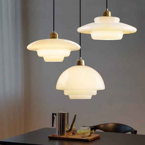 Elegant Hvid Glas Pendellampe Justerbar Højde Belysning Tech Butik