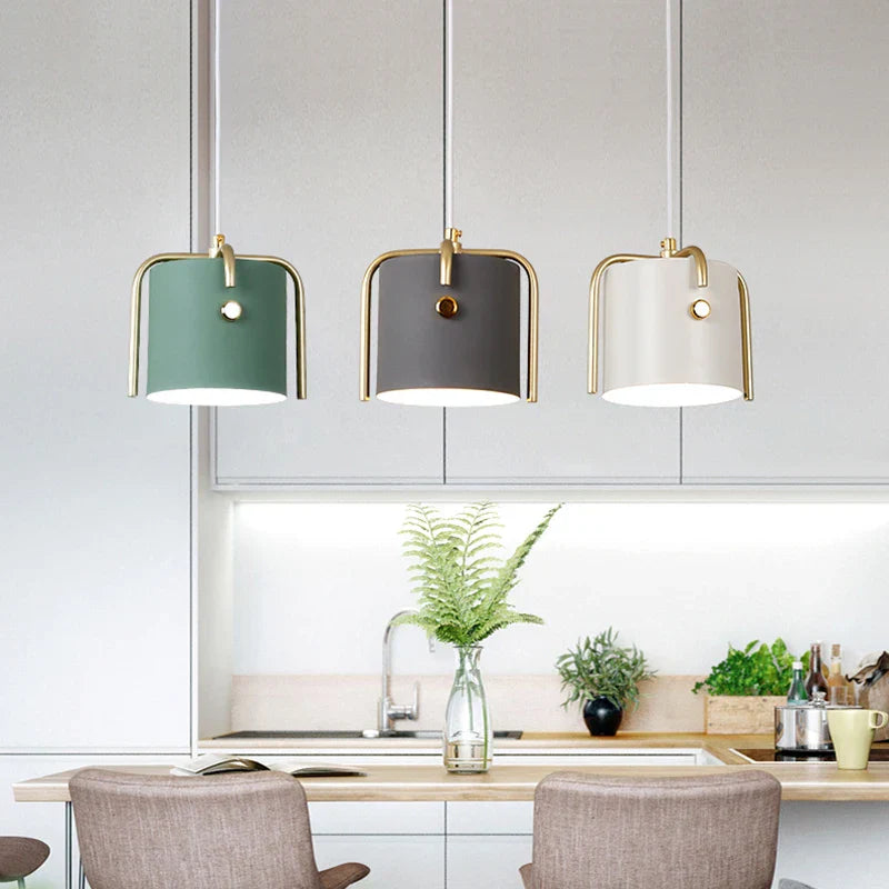 Enkel LED Pendellampe med Farverigt Design Hængelamper Tech Butik