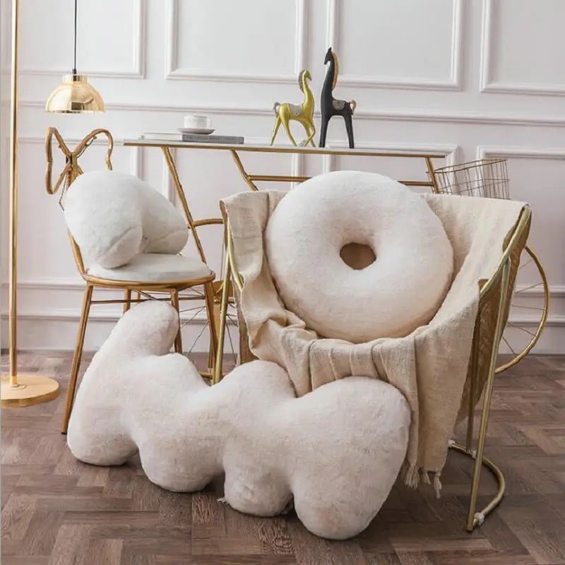 Luksuriøs Fluffy Pude – Personlig Monogram Dekorativ Accent Puder Tech Butik