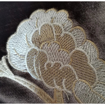 Premium fløjlspudebetræk – Delikat petuniabroderi til boligindretning Pillow Tech Butik