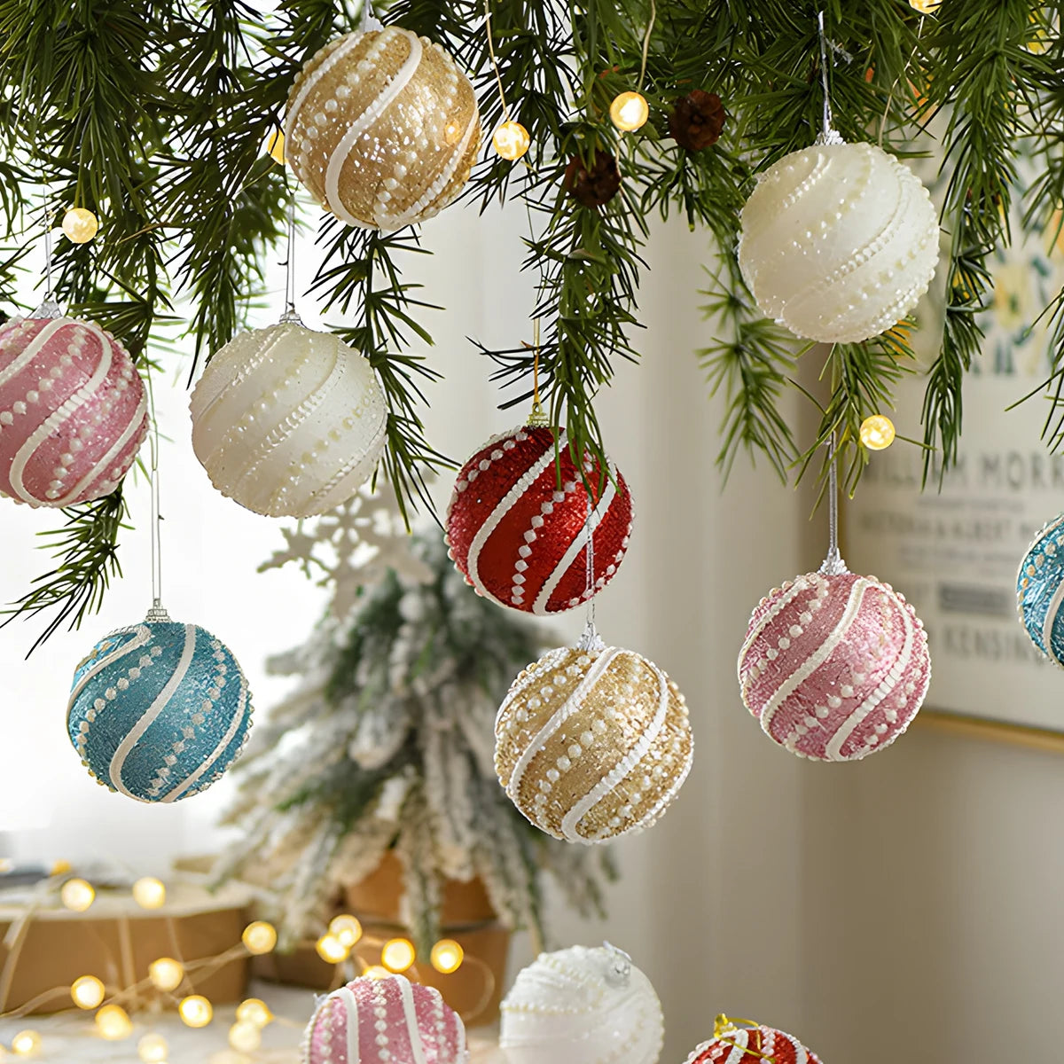 Hængende Julepynt i Plast – Elegant Ornament til Juletræ Dekoration Julepynt Tech Butik