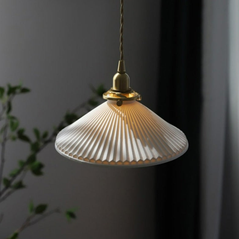 Skandinavisk Inspireret Hvid Pendellampe med Justerbar Længde Pendellampe Tech Butik