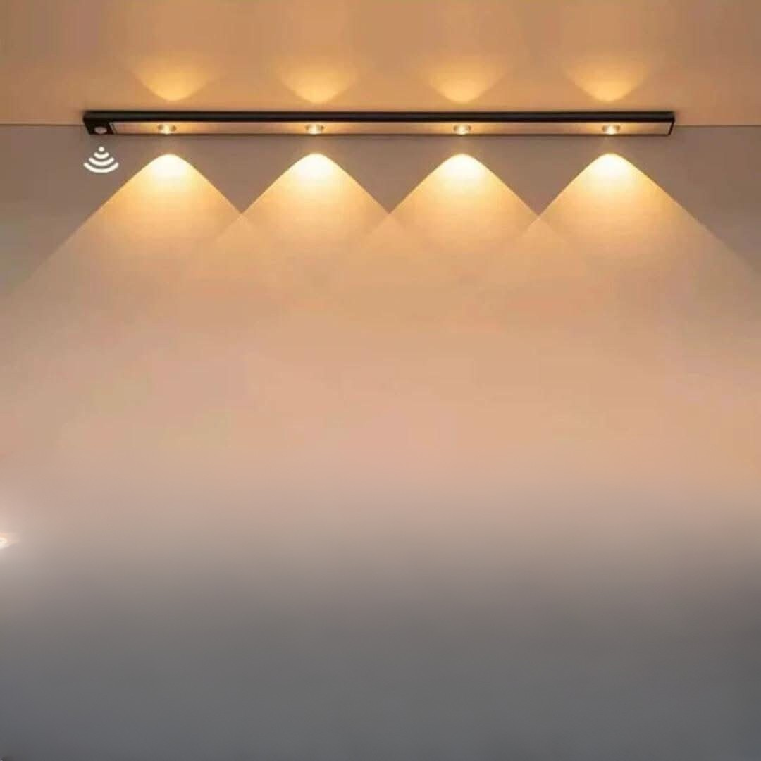 LED Bevægelsessensor Lys med Genopladelig USB-Port Praktiske lamper Tech Butik Sort - 50 CM