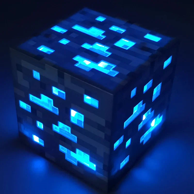 Diamantsværd Lygte – LED-lampe til gamere & Minecraft-fans Lamper Tech Butik Diamantblok