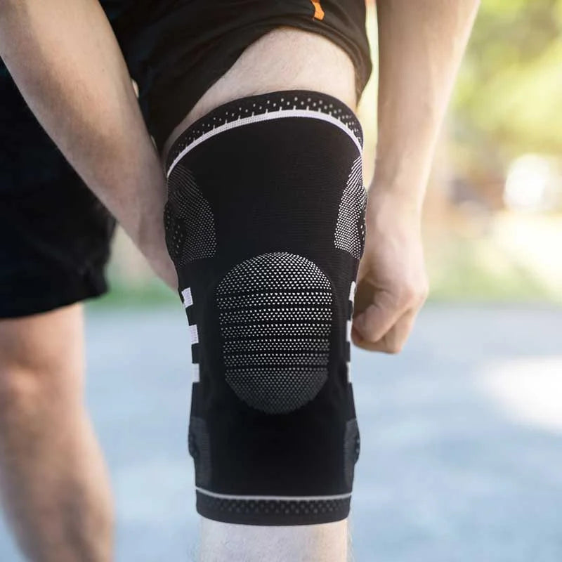 Stabiliserende knæbind – Støttende beskyttelse til skadesgenoptræning og aktiv bevægelse Knee Brace Tech Butik
