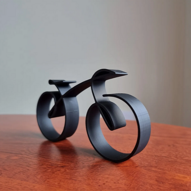 Minimalistisk Fiets Sculptuur - Moderne Draad Kunstdekoration til Indretning Cykelskulptur Tech Butik