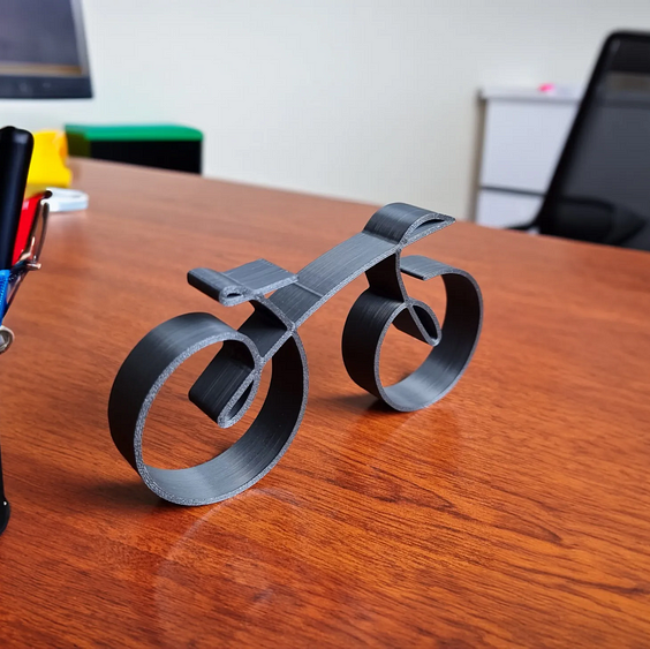 Minimalistisk Fiets Sculptuur - Moderne Draad Kunstdekoration til Indretning Cykelskulptur Tech Butik