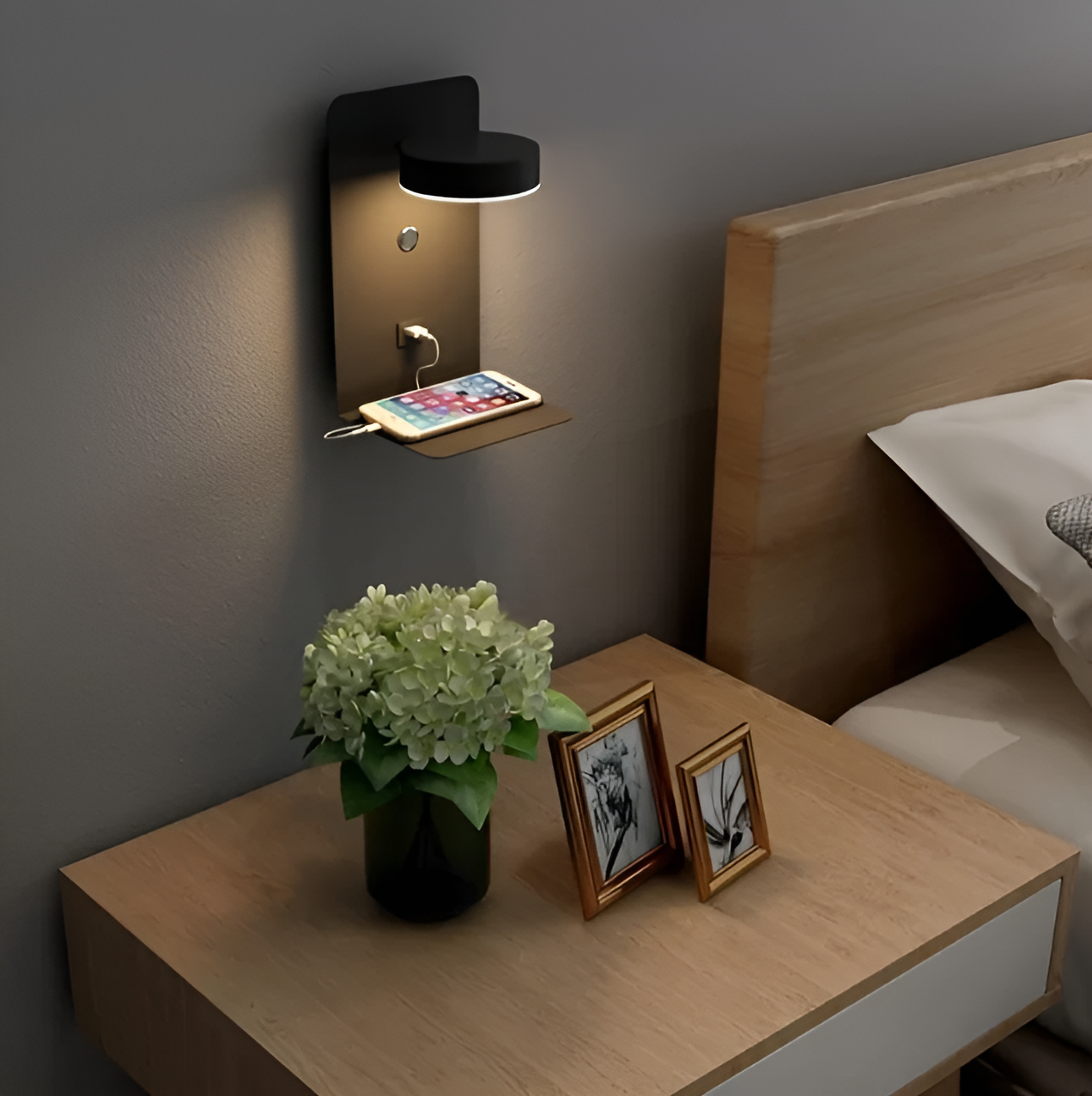 Minimalistisk nattelygte med USB opladning og pladsbesparende justerbar belysning til soveværelset Belysning Tech Butik