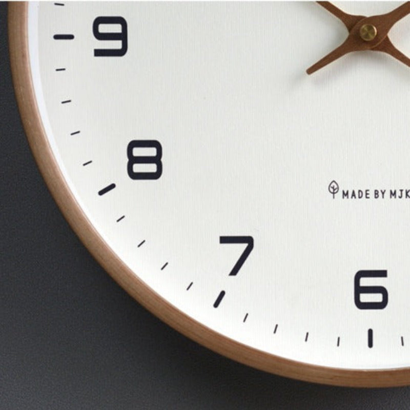 Minimalistisk analog vægur til moderne interiører Ure Tech Butik