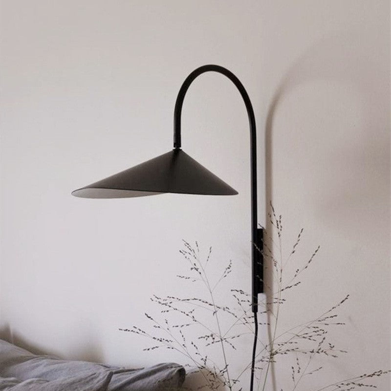 Moderne Metal Væglampe – Elegant Indendørs Belysning til Moderne Rum Indoor Wall Lamp Tech Butik Sort