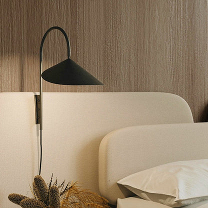 Moderne Metal Væglampe – Elegant Indendørs Belysning til Moderne Rum Indoor Wall Lamp Tech Butik