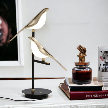 Moderne LED-bordlampe – Postmoderne elegance med gyldent skær Belysning Tech Butik