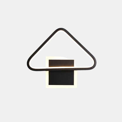 Moderne Geometrisk Trekant LED Væglampe med Glinsende Guld Finish Væglamper Tech Butik Sort Varm hvid
