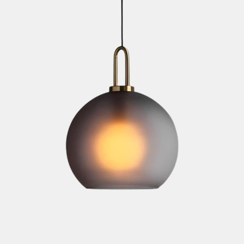 Moderne Glaspendellamper med Elegant Messingfod Pendellampe Tech Butik Globus Frosted Stor Globus (30.5 cm x 36.6 cm)
