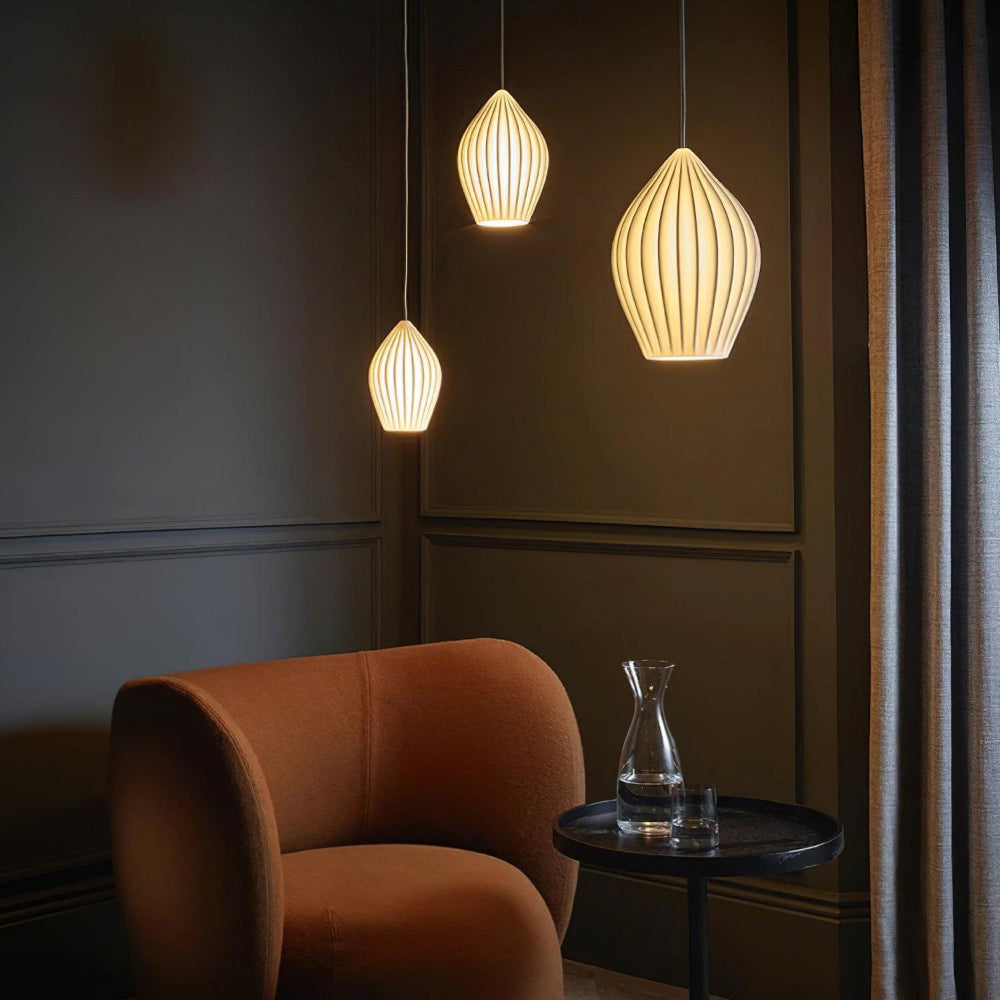 Moderne Keramisk Loftslampe med Rillede Skærm Hængelamper Tech Butik