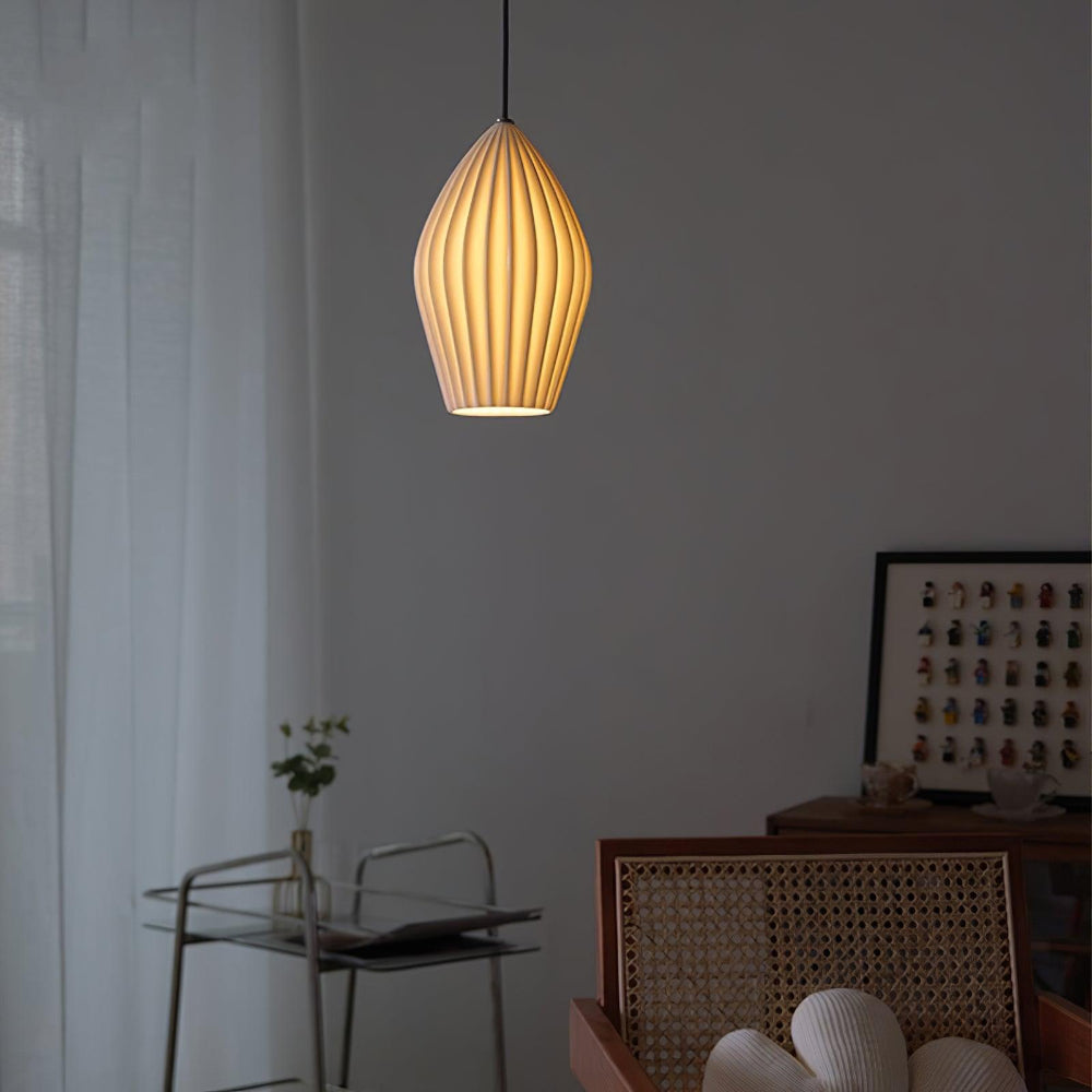 Moderne Keramisk Loftslampe med Rillede Skærm Hængelamper Tech Butik