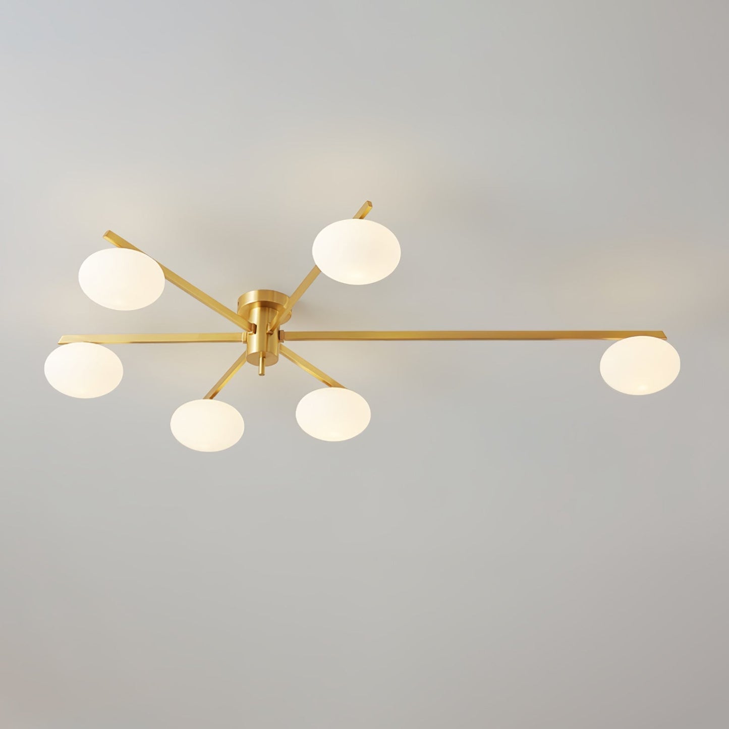 Moderne Minimalistisk Loftlampe med Elegante Ovale Pærer Loftslampe Tech Butik 6 hoveder ⌀ 115cm x H 18cm Messing & Hvid