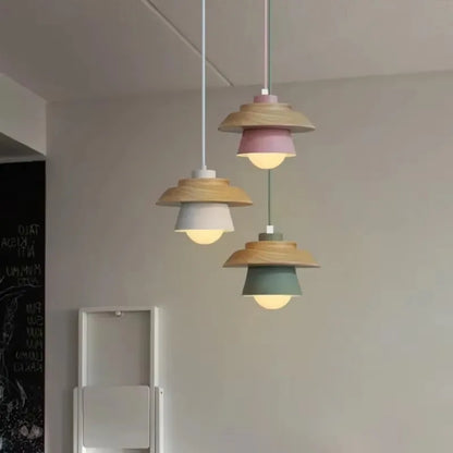 Moderne Træpendel med Farverigt Nordisk Design Hængelamper Tech Butik