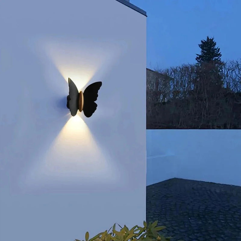 Moderne Udendørs LED Væglampe med Sommerfugleform Væglamper Tech Butik