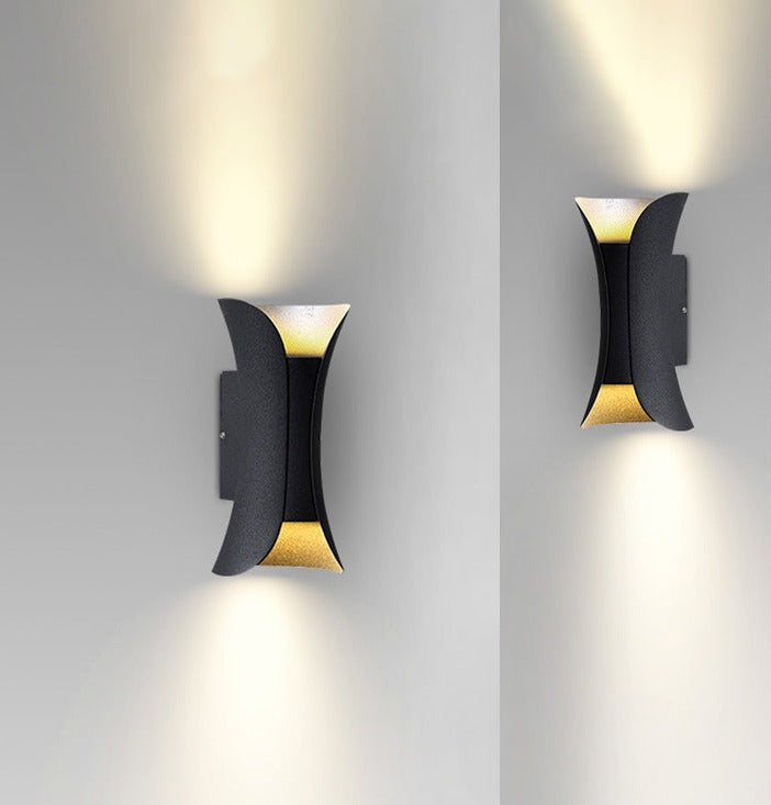 Moderne Buet LED Udendørs Væglampe – Vandtæt Op- & Nedlys Udendørs belysning Tech Butik