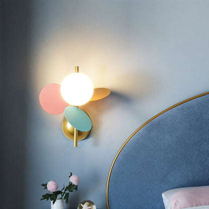 Moderne Væglampe med Bladformet Design og Bløde Farver Væglamper Tech Butik