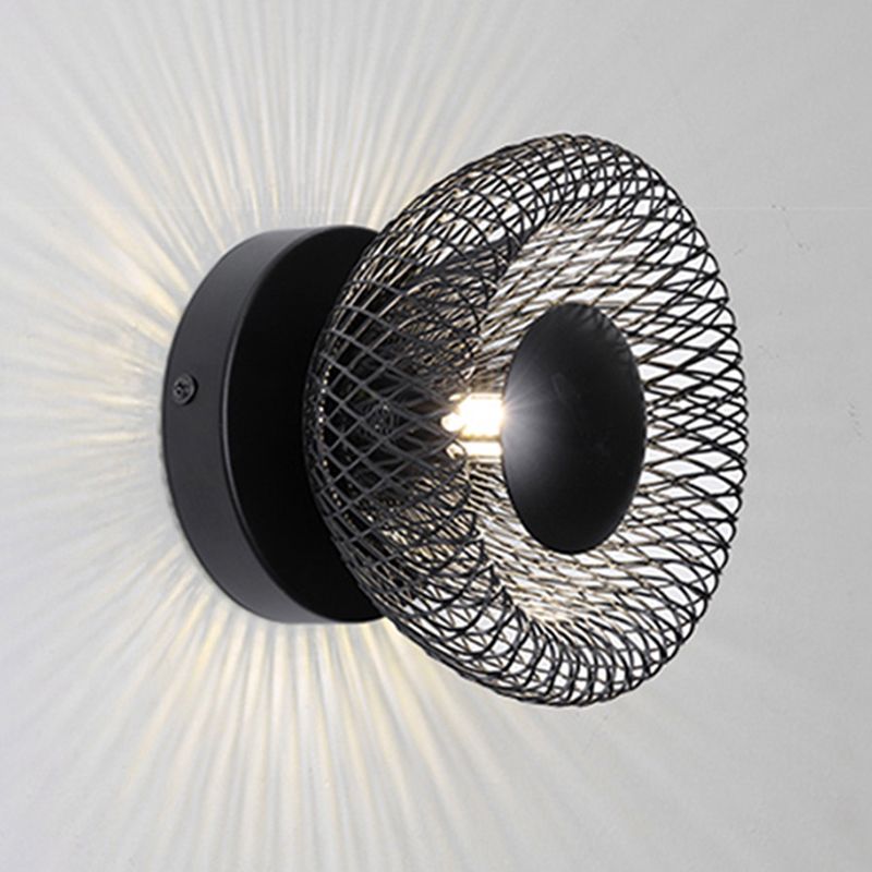 Moderne Væglampe med Elegant Metalfinish Væglamper Tech Butik