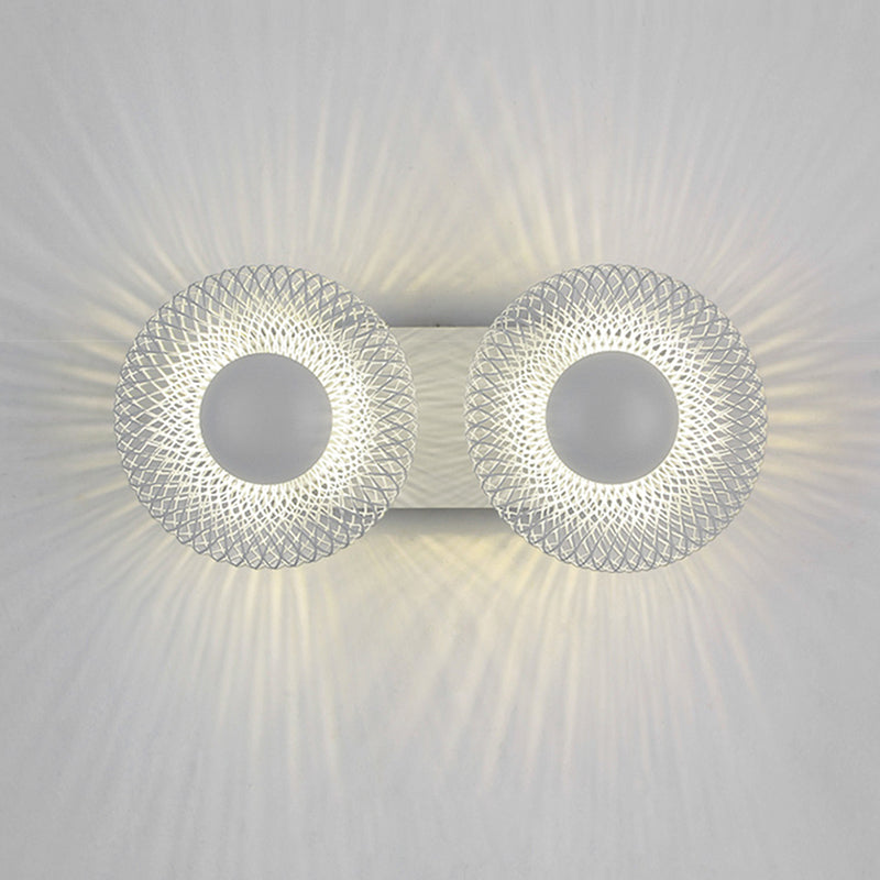 Moderne Væglampe med Elegant Metalfinish Væglamper Tech Butik Hvid 2-lys