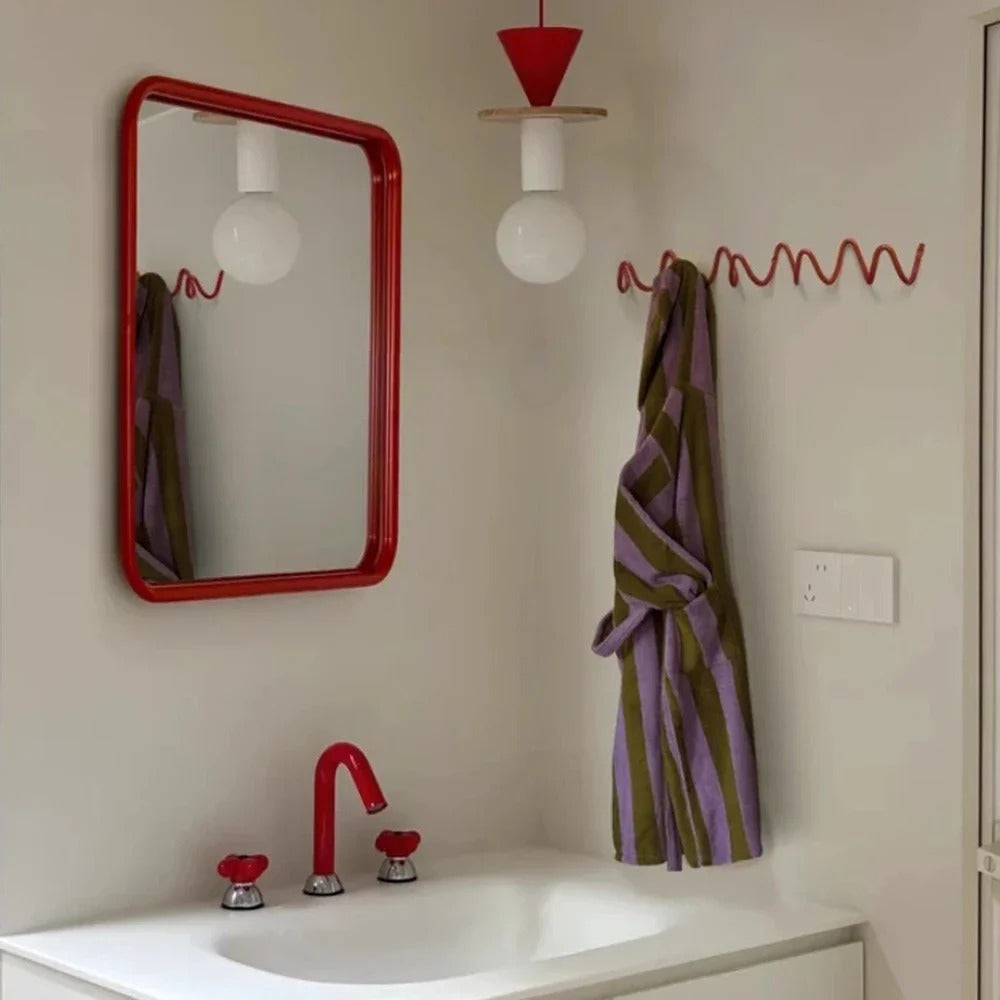 Moderne Væghængt Krogerekke i Smedejern – Stilfuld og Funktionel Organisering Kroge & Krogstænger Tech Butik