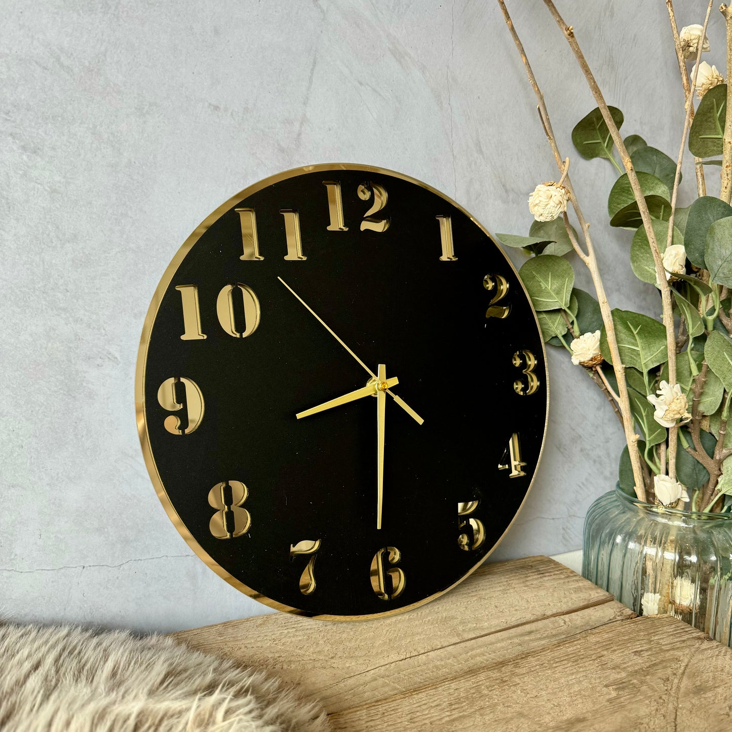 Moderne Vægur i Mat Sort med Spejl-Akryl – Stilfuldt Ur til Stuen Vægure Tech Butik