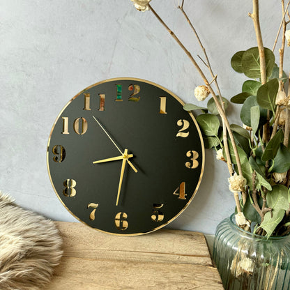 Moderne Vægur i Mat Sort med Spejl-Akryl – Stilfuldt Ur til Stuen Vægure Tech Butik