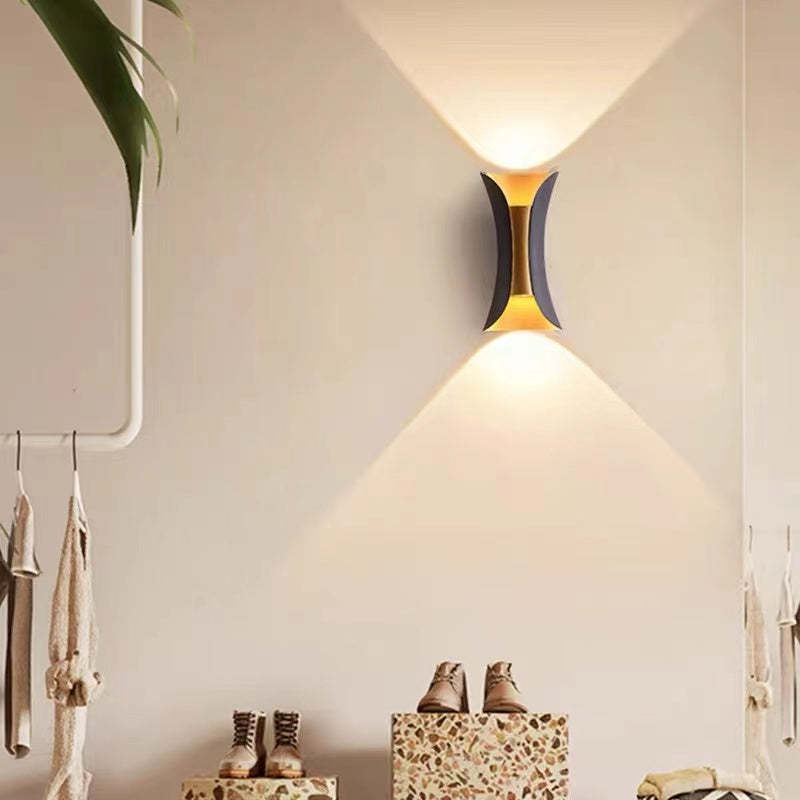 Moderne Vandtæt LED Væglampe til Udendørs og Indendørs Brug Lamp Tech Butik